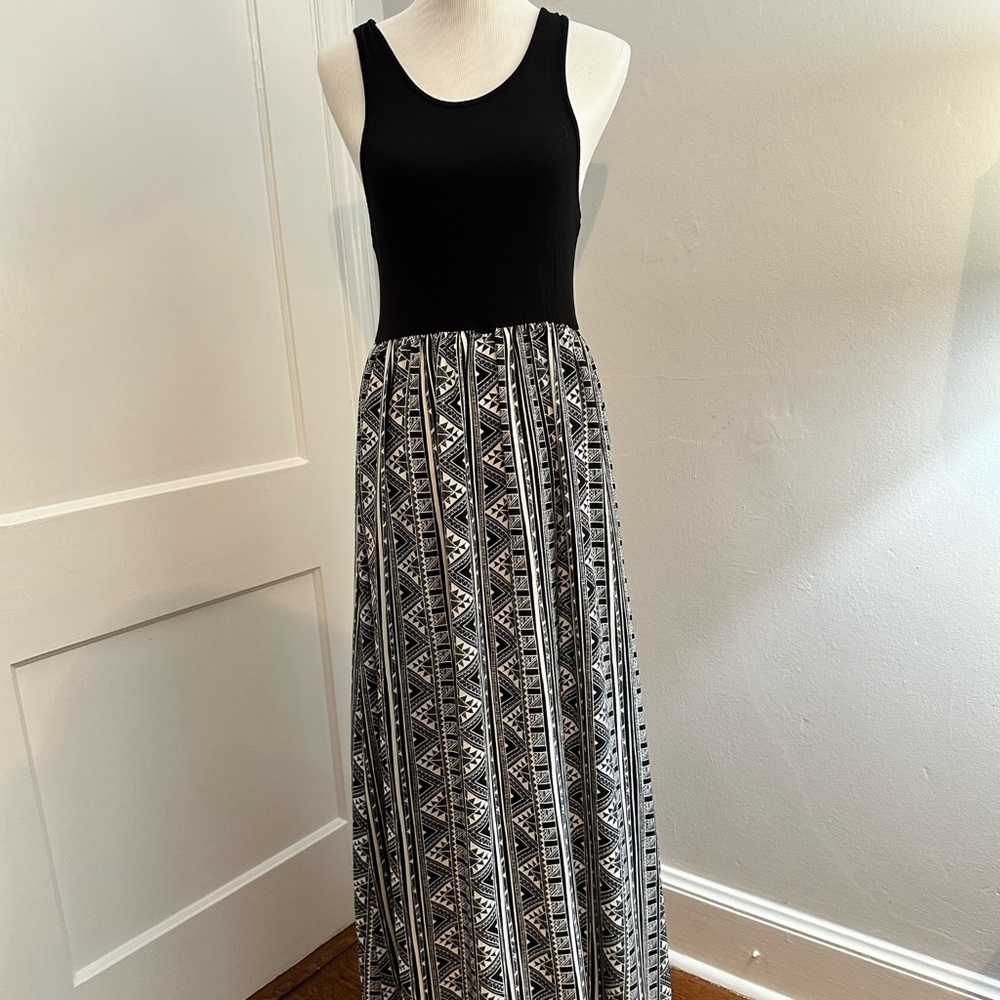 Black & white tribal maxi dress